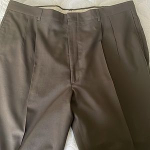 Adolfo wool brown pleated pants